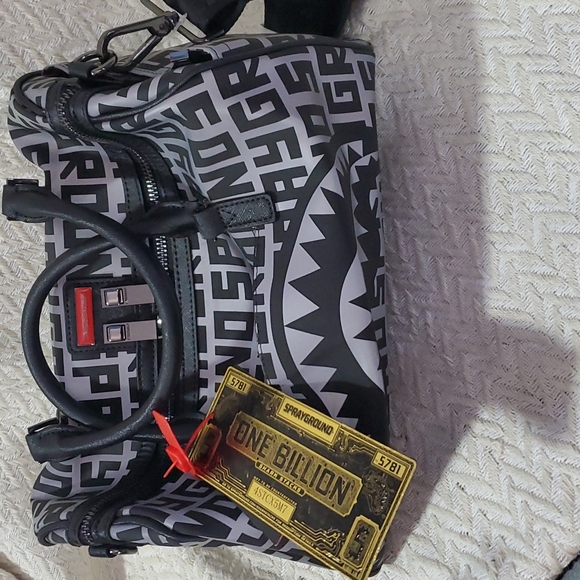 SPRAYGROUND. INFINITI 3M MINI DUFFLE in GREY - Picture 12 of 15